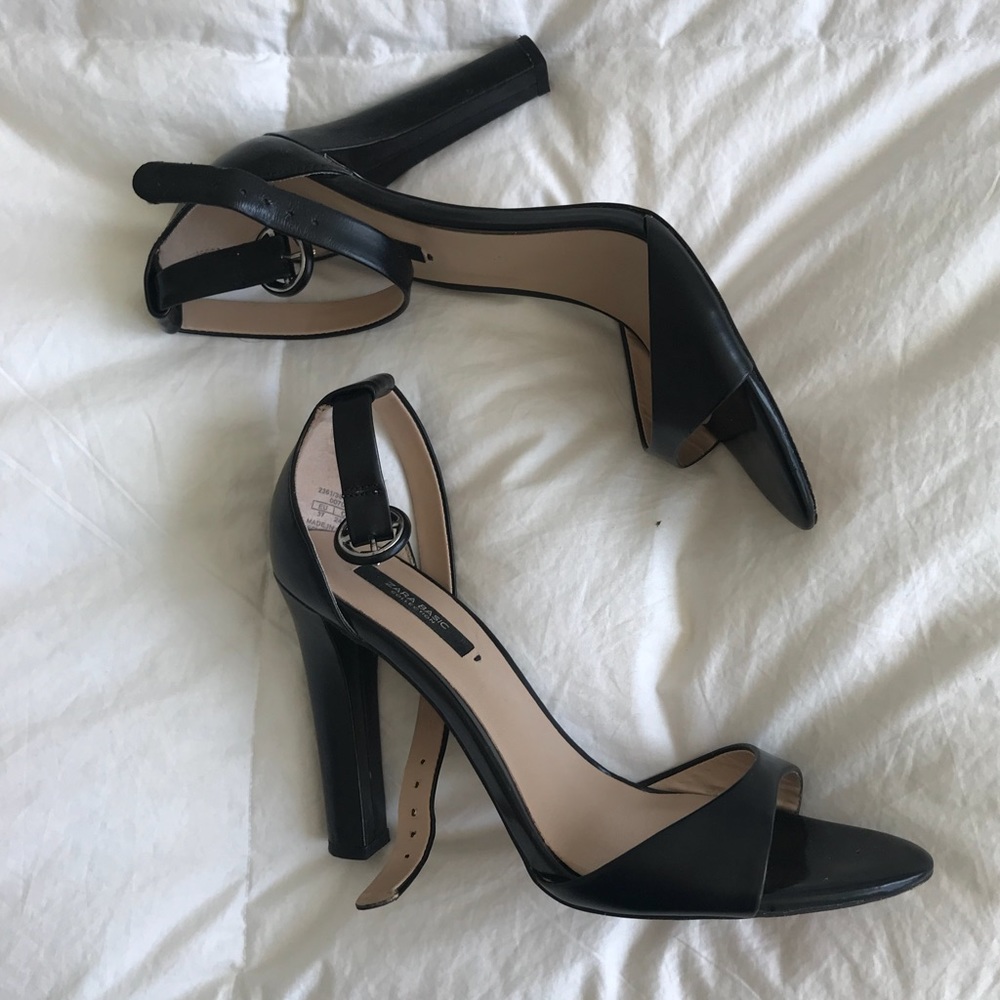 Zara Black Ankle Heels
